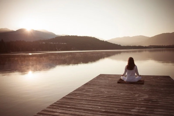 Die Kunst der Meditation – Entstehung, Wirkweise, Formen und Einstieg für Anfänger